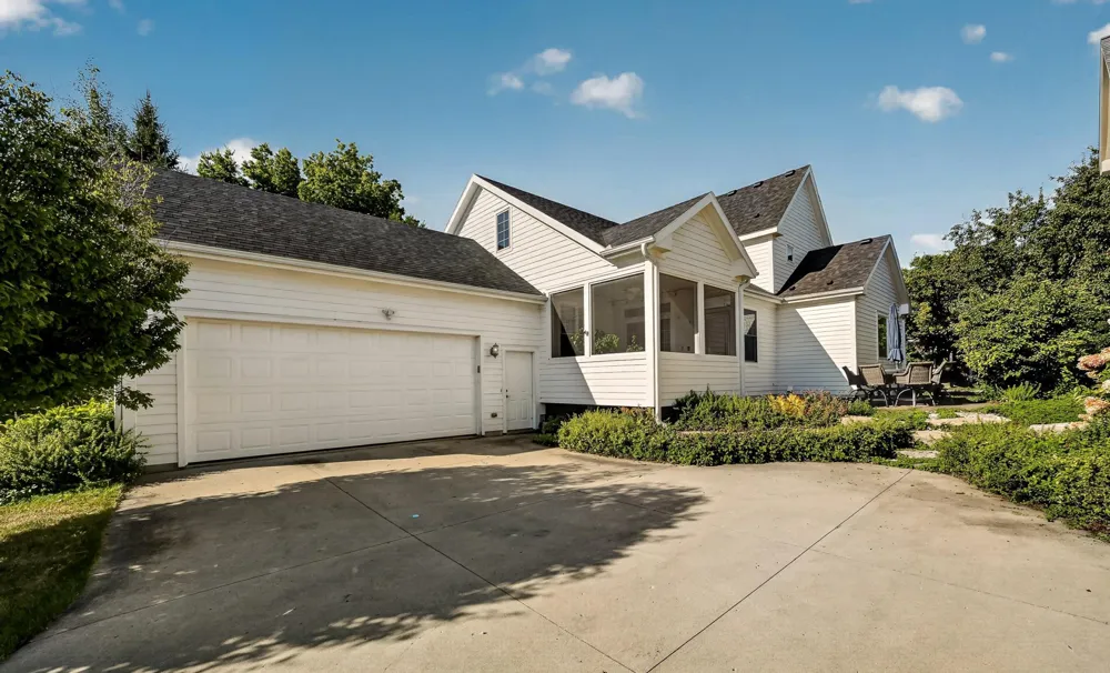 1210 Grey Fox Avenue SW Rochester, MN 55902