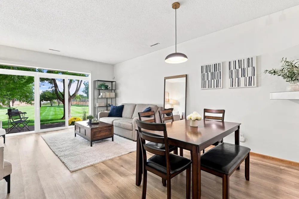 789 Providence Drive Shakopee, MN 55379