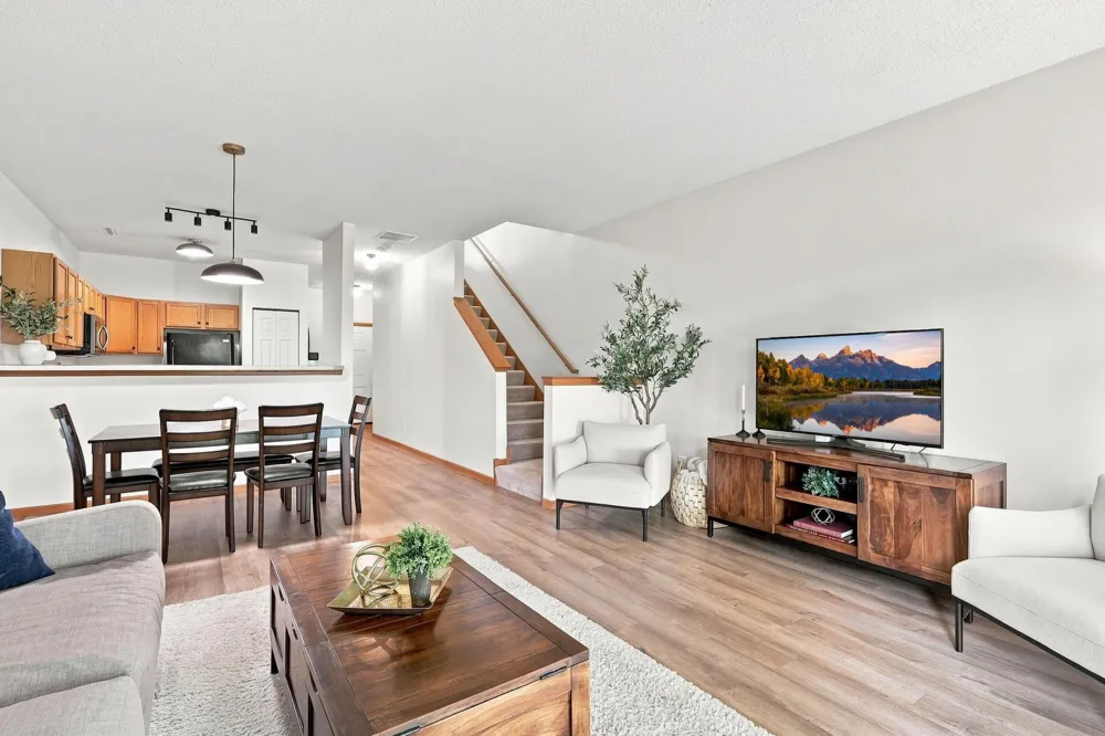 789 Providence Drive Shakopee, MN 55379