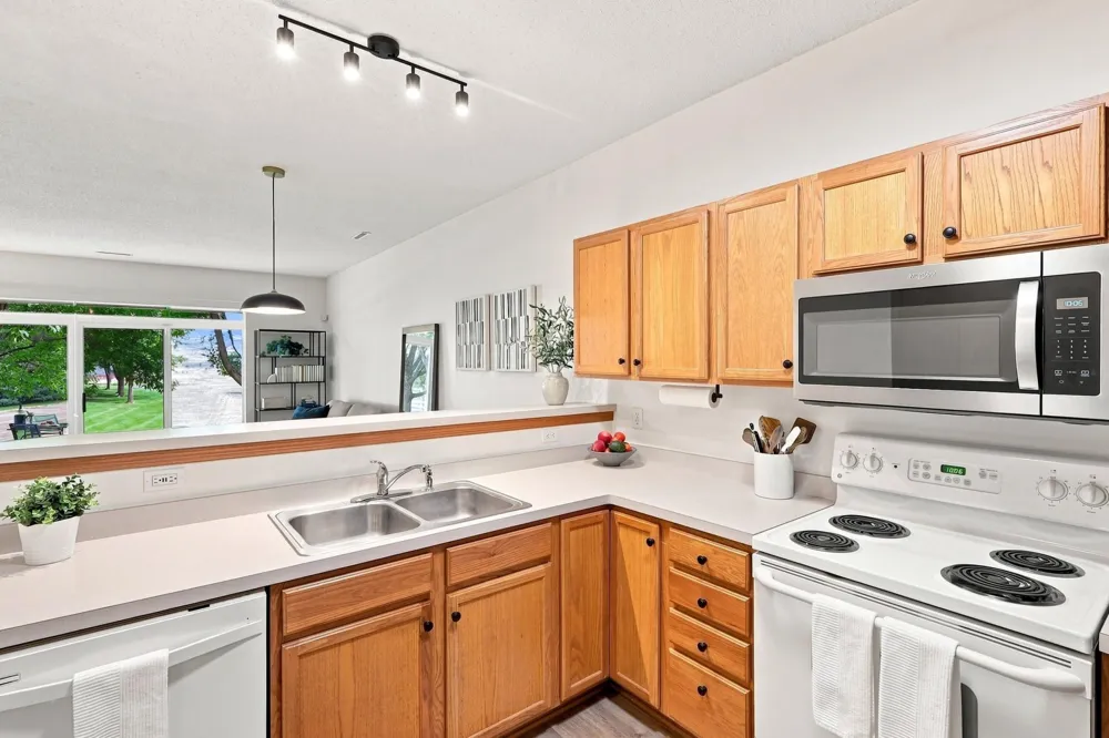 789 Providence Drive Shakopee, MN 55379