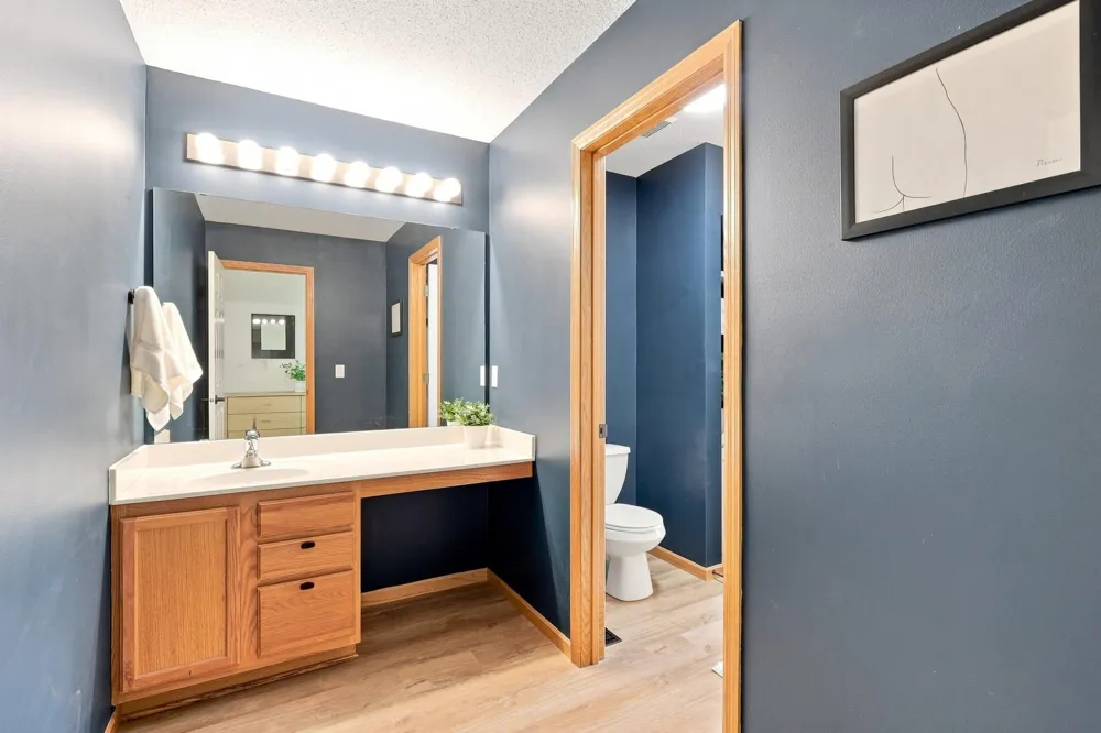 789 Providence Drive Shakopee, MN 55379