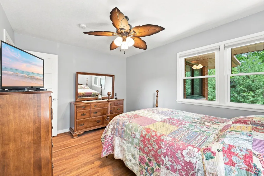 205 Lake Street SW Hutchinson, MN 55350