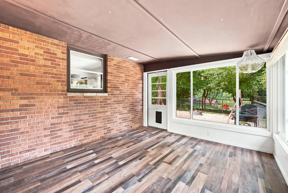 205 Lake Street SW Hutchinson, MN 55350