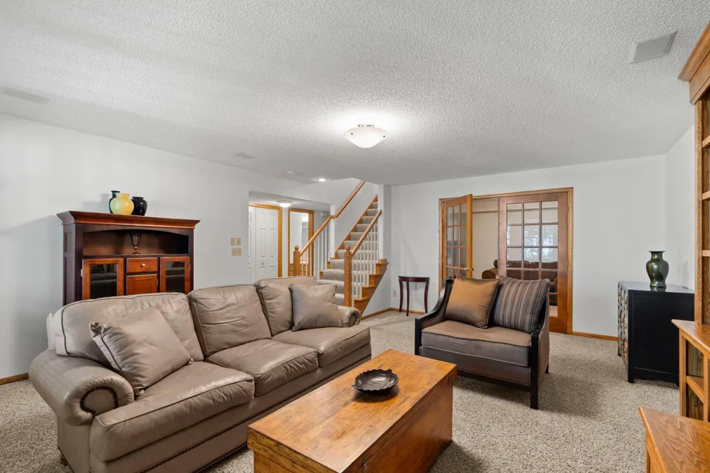 2996 Highcourte Roseville, MN 55113