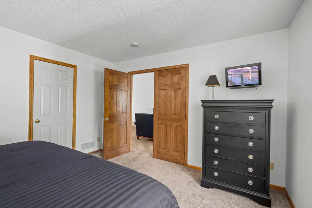 2996 Highcourte Roseville, MN 55113