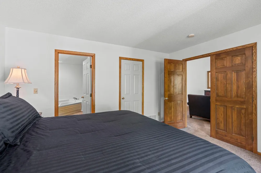 2996 Highcourte Roseville, MN 55113
