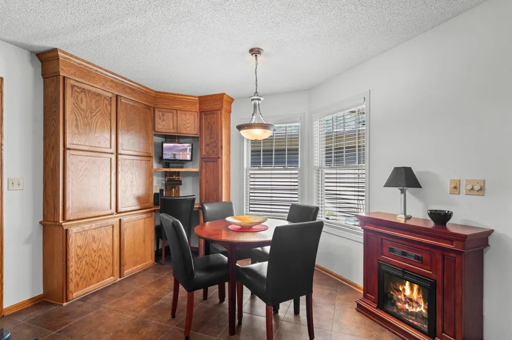 2996 Highcourte Roseville, MN 55113