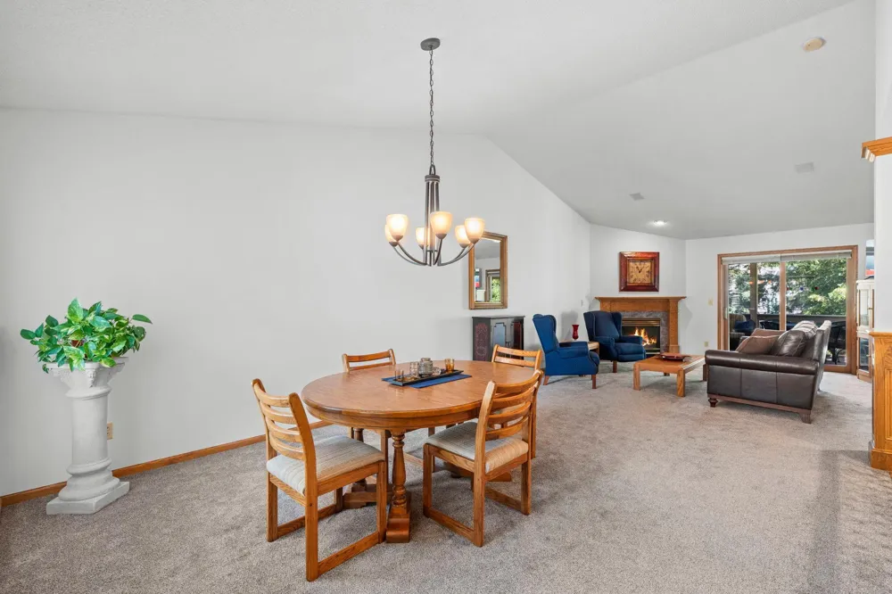 2996 Highcourte Roseville, MN 55113