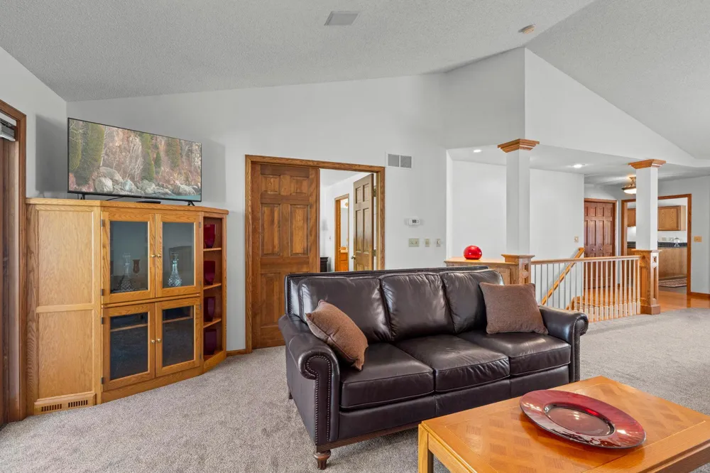 2996 Highcourte Roseville, MN 55113