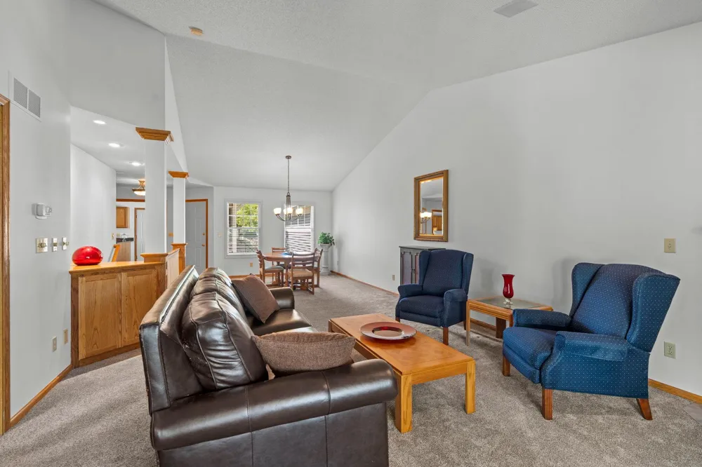 2996 Highcourte Roseville, MN 55113