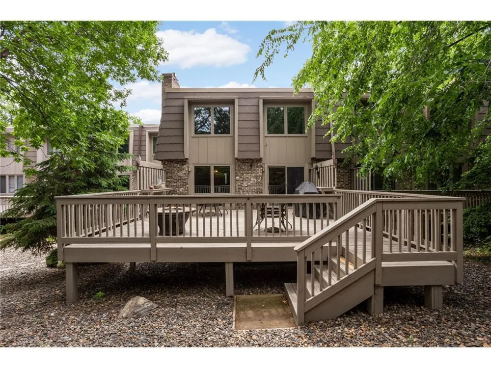 10250 Berkshire Road Bloomington, MN 55437