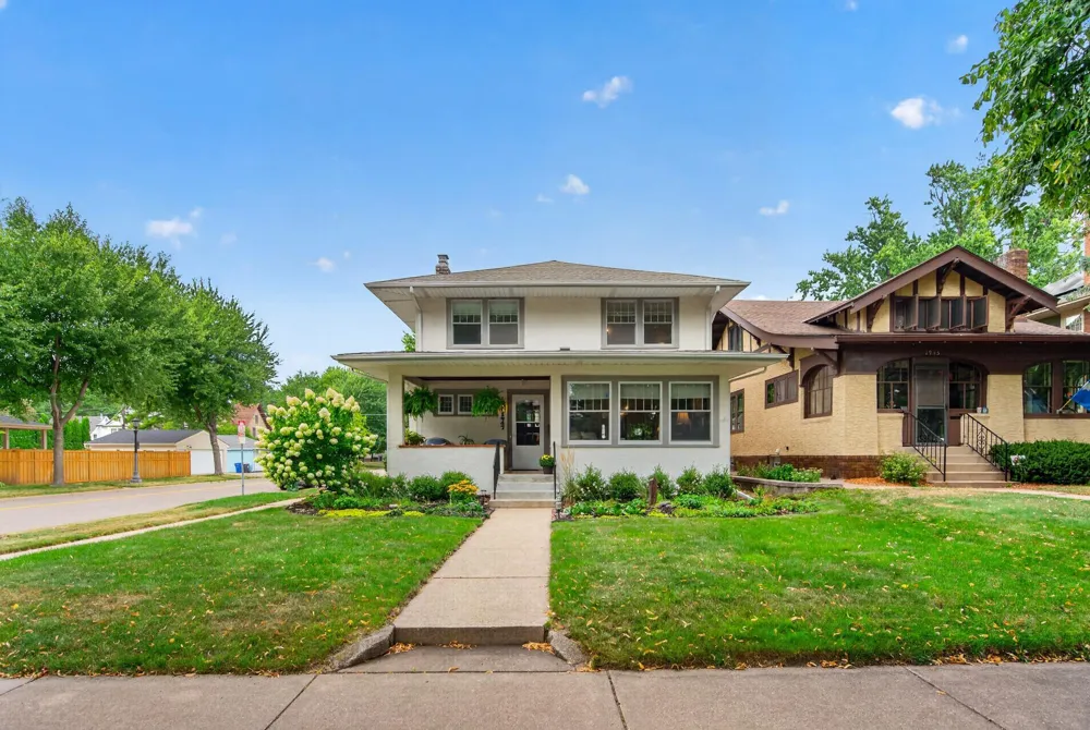 1947 Portland Avenue Saint Paul, MN 55104
