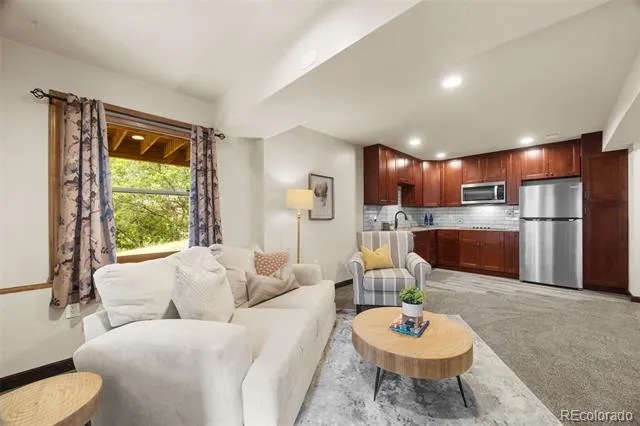 10561 Raven Run Littleton, CO 80125
