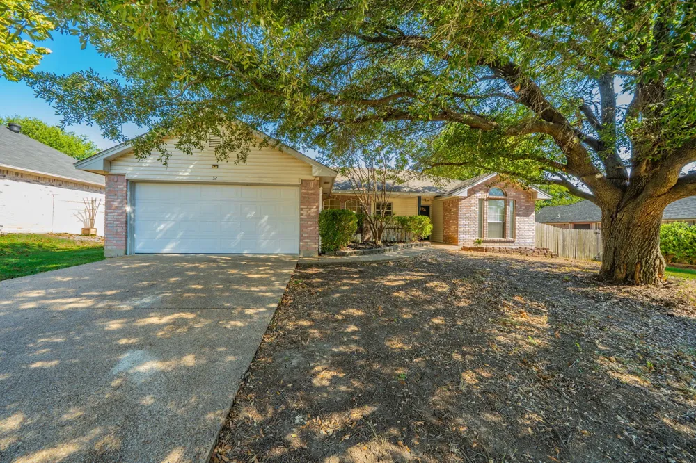 32 Atlantic Avenue Midlothian, TX 76065