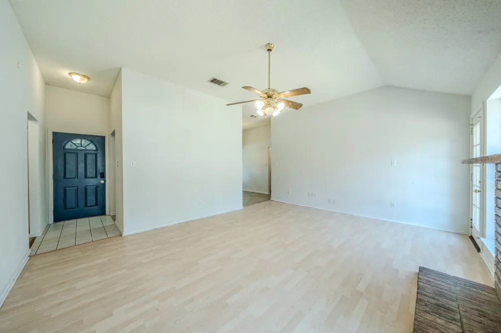 32 Atlantic Avenue Midlothian, TX 76065