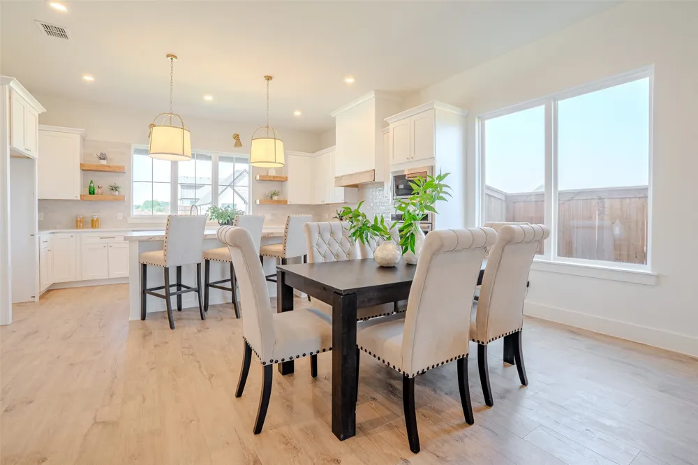 924 Claystone Ridge Drive Fort Worth, TX 76028