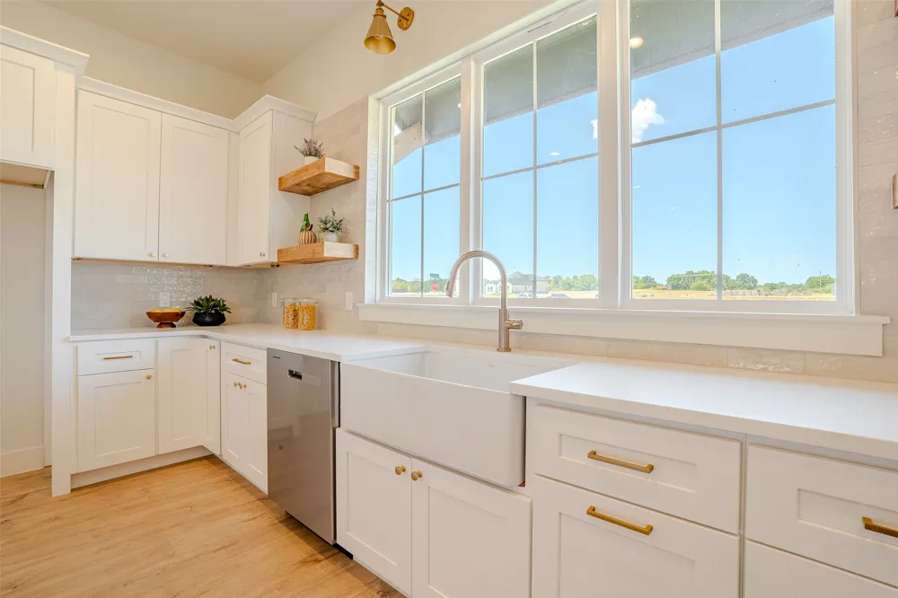 924 Claystone Ridge Drive Fort Worth, TX 76028