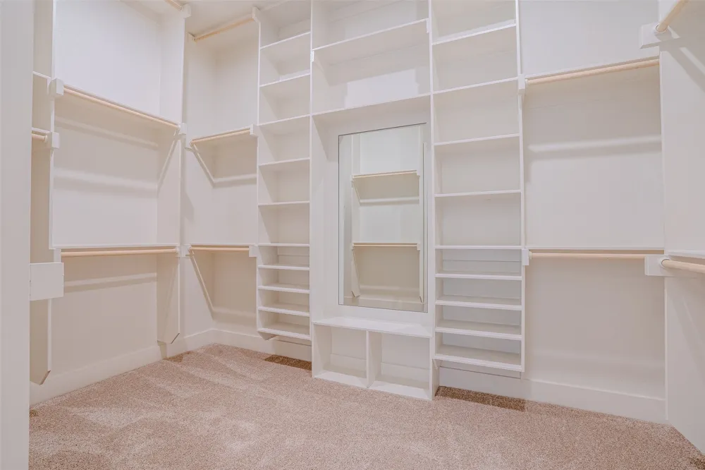 924 Claystone Ridge Drive Fort Worth, TX 76028