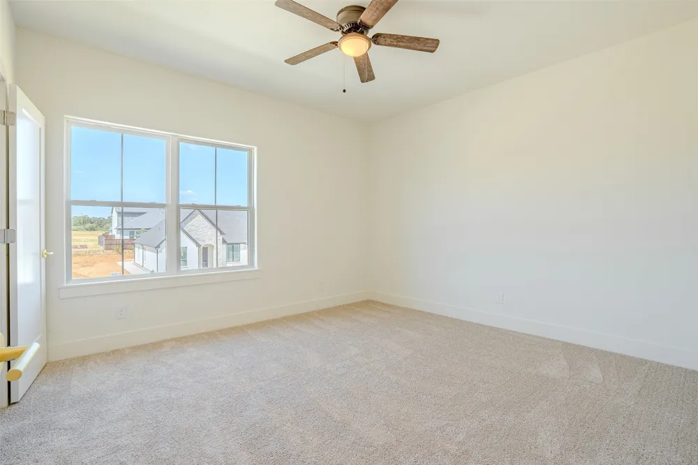 924 Claystone Ridge Drive Fort Worth, TX 76028