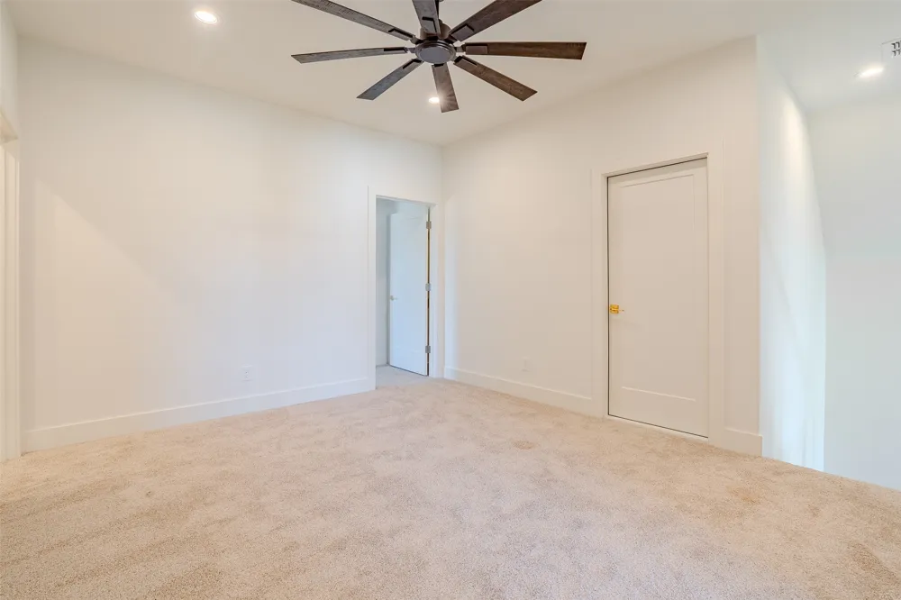 924 Claystone Ridge Drive Fort Worth, TX 76028