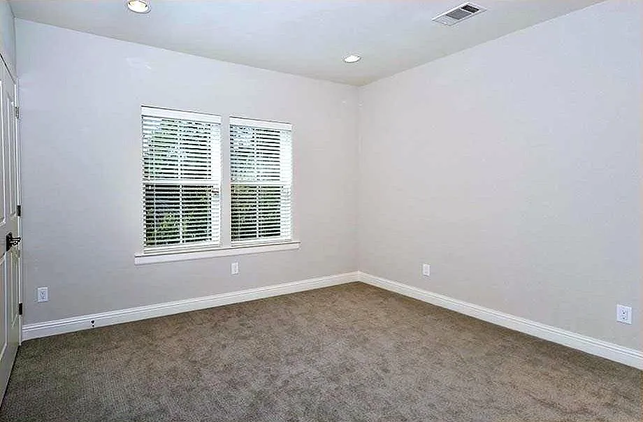 215 Willow Street Shenandoah, TX 77384
