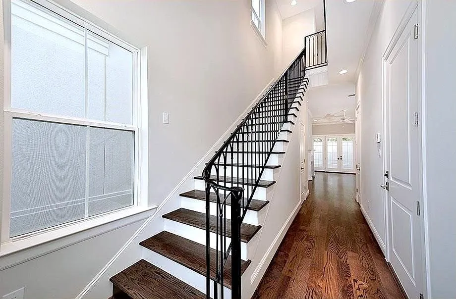 215 Willow Street Shenandoah, TX 77384