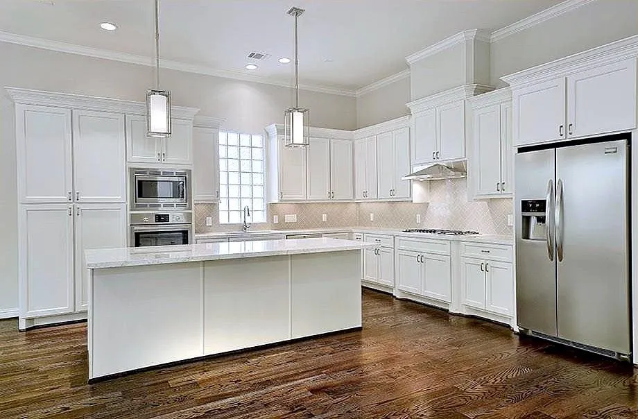 215 Willow Street Shenandoah, TX 77384