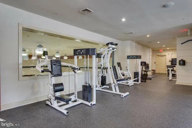 2765 CENTERBORO DRIVE #348 Vienna, VA 22181