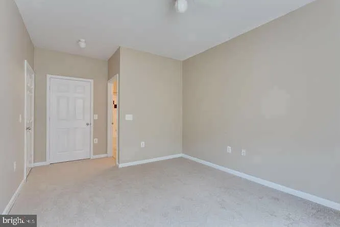 2765 CENTERBORO DRIVE #348 Vienna, VA 22181