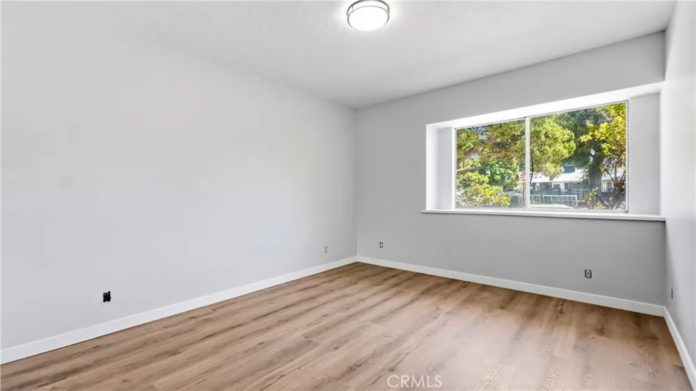 11357 Orcas Lakeview Terrace, CA 91342