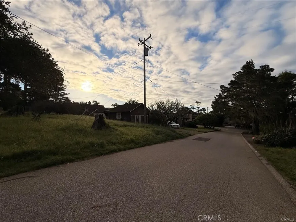 6126 Charing Cambria, CA 93428