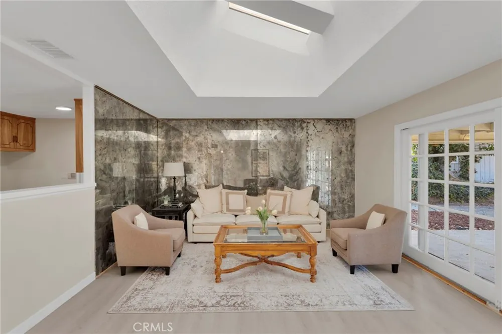 1534 Wallace Street Simi Valley, CA 93065