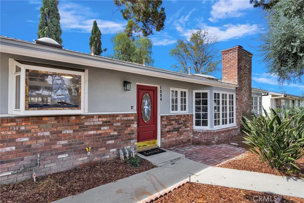 1534 Wallace Street Simi Valley, CA 93065