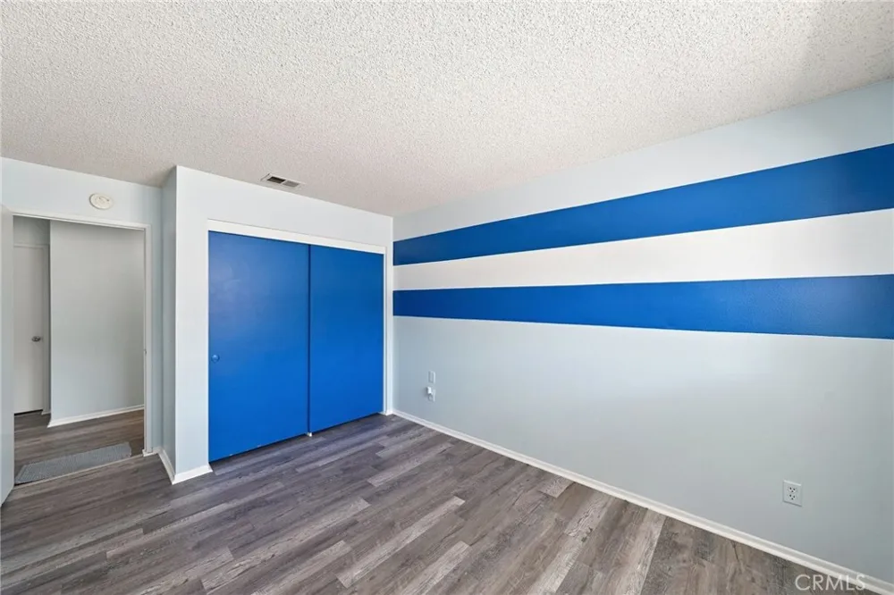 1522 Creekside Drive San Bernardino, CA 92407