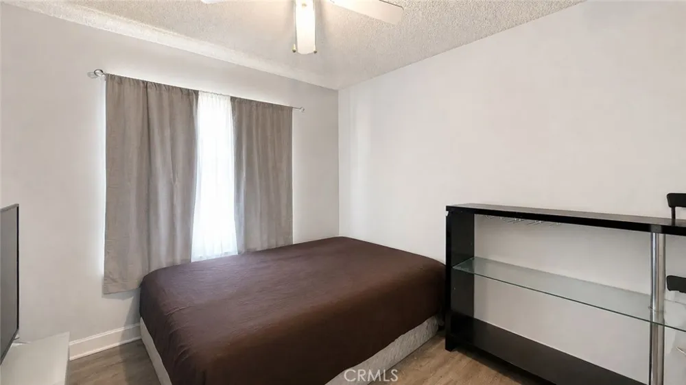 1522 Creekside Drive San Bernardino, CA 92407