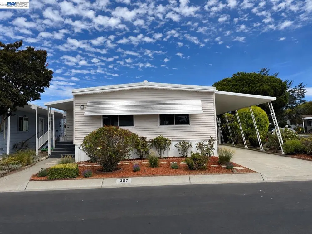 387 Santa Paula San Leandro, CA 94579