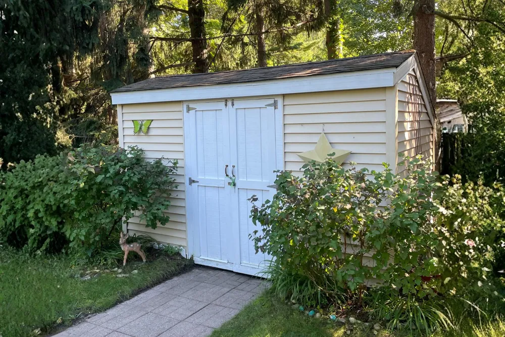 776 North Shore Drive South Haven, MI 49090