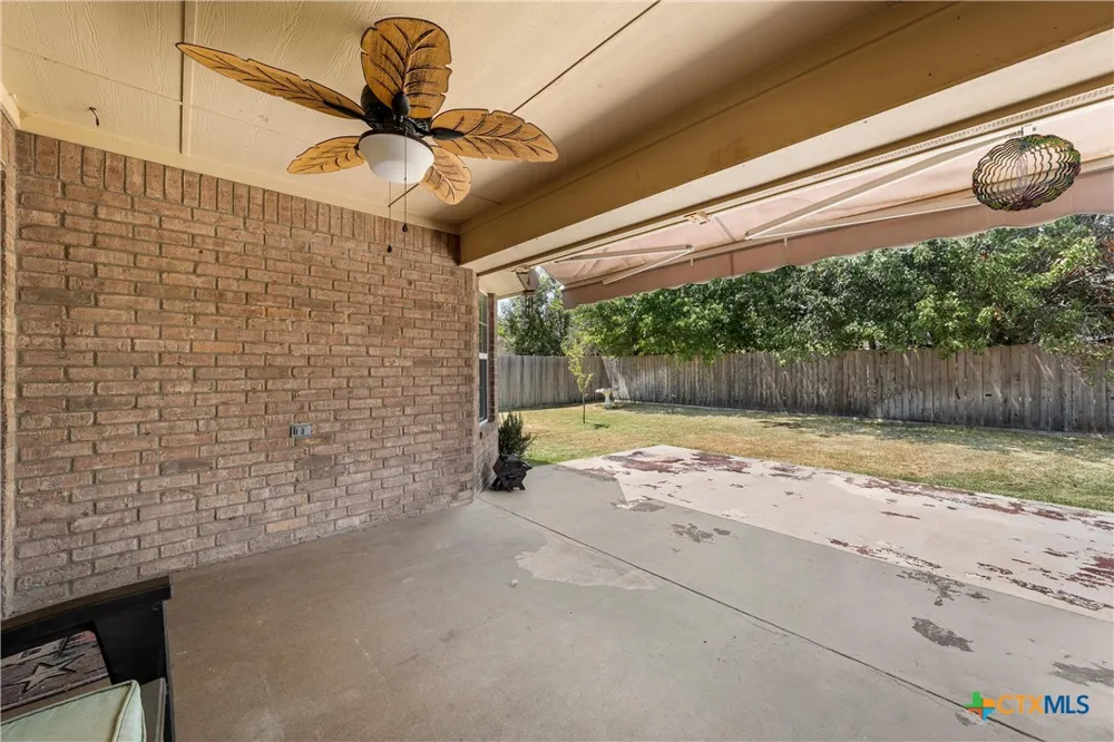 112 Arbor Drive Little River Academy, TX 76554