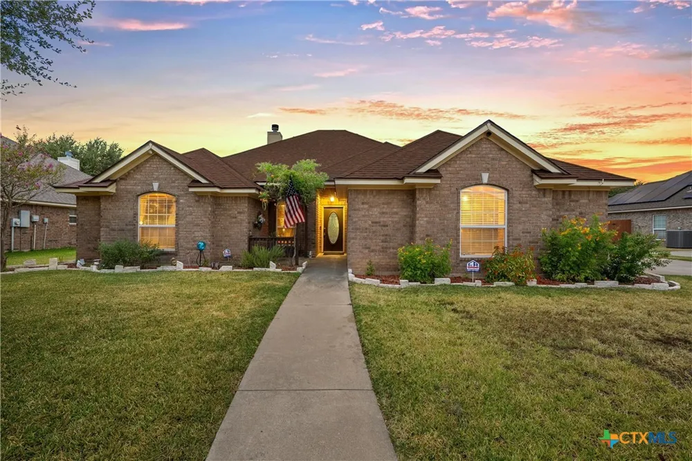 112 Arbor Drive Little River Academy, TX 76554