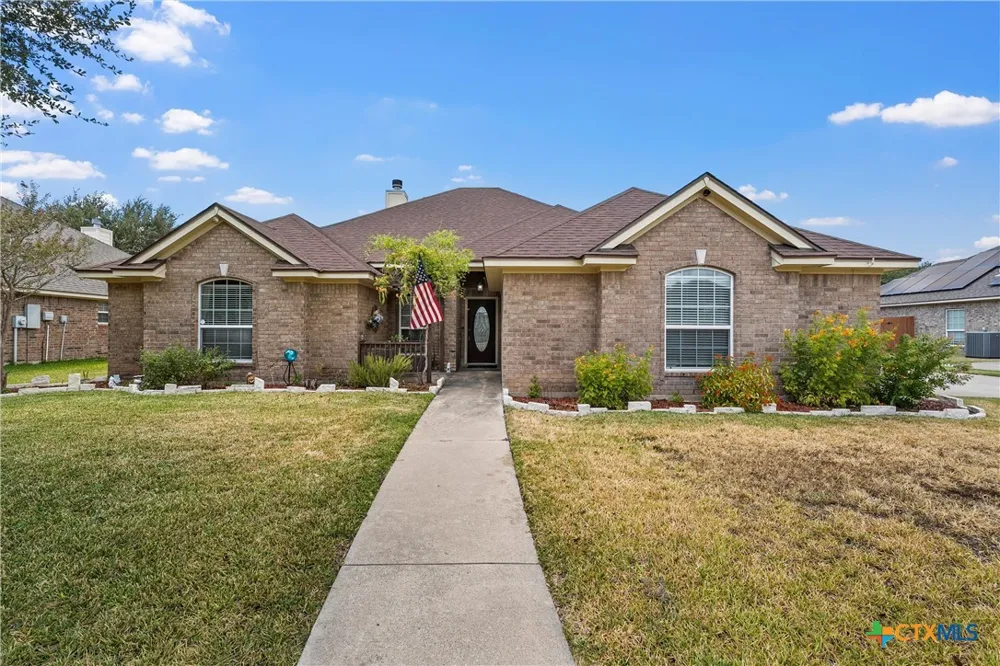 112 Arbor Drive Little River Academy, TX 76554