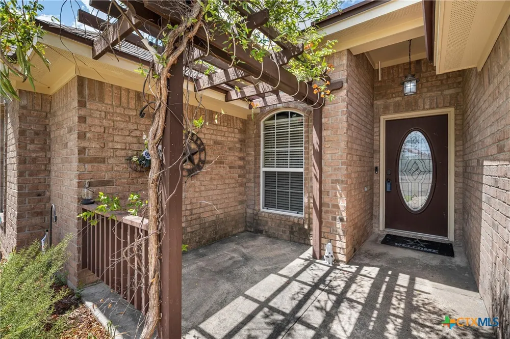 112 Arbor Drive Little River Academy, TX 76554