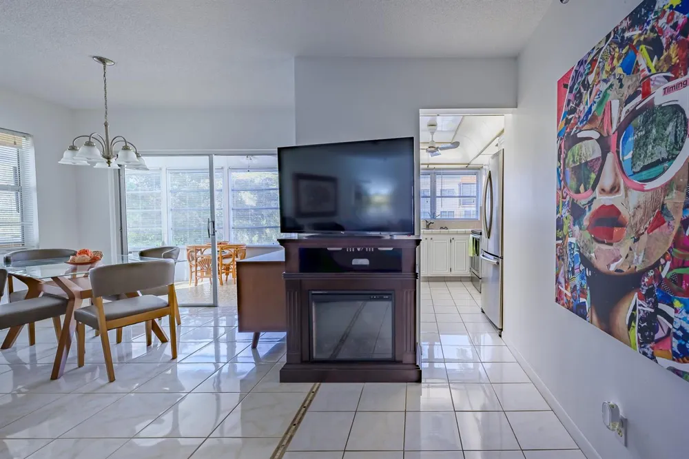 4047 NW 16TH STREET #307 Lauderhill, FL 33313