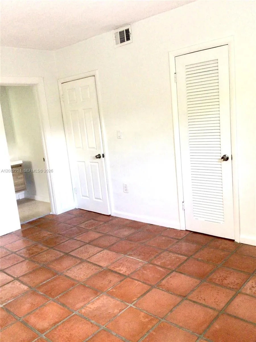 309 Bird Rd #309 Coral Gables, FL 33146