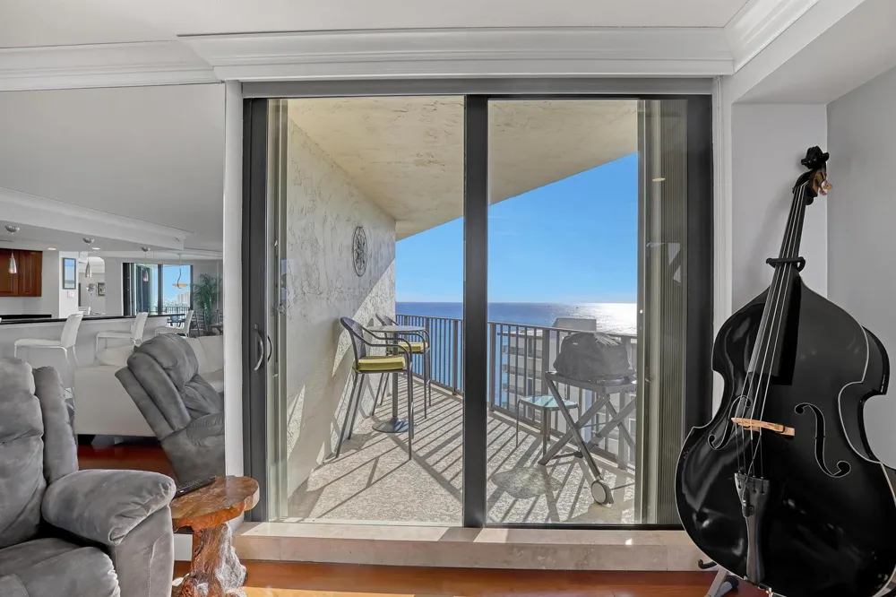 5420 Ocean Drive #1106 Singer Island, FL 33404
