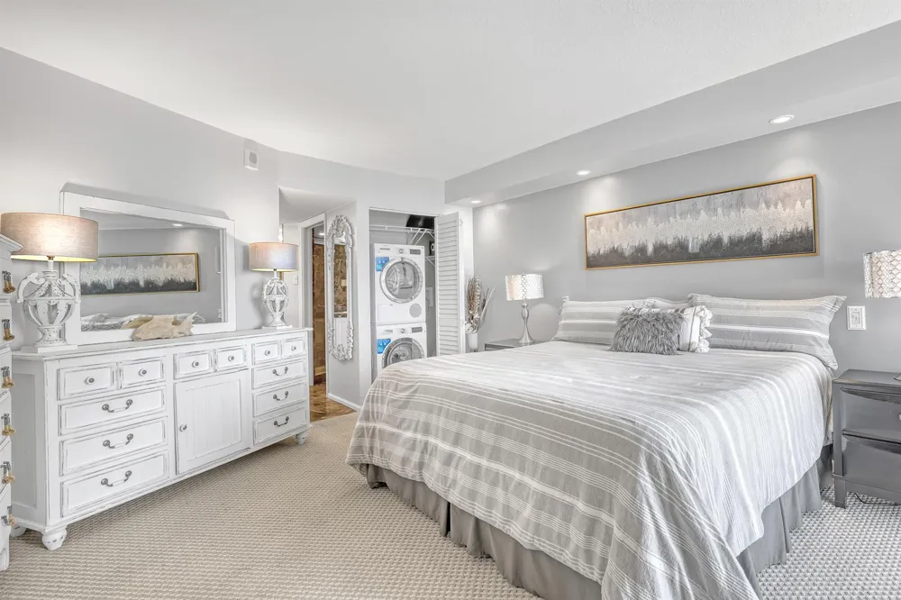 5420 Ocean Drive #1106 Singer Island, FL 33404