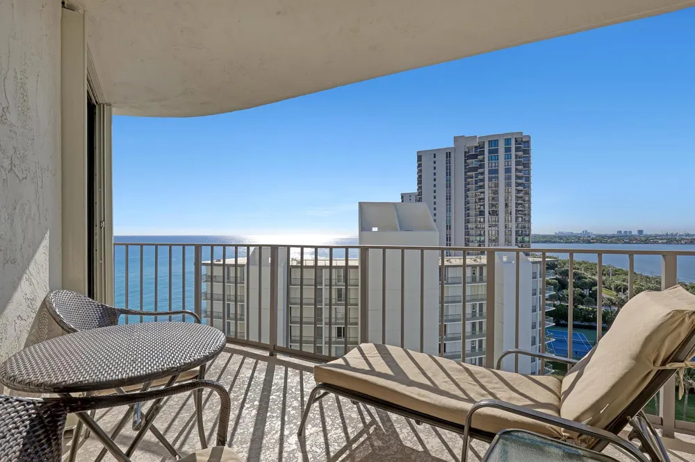 5420 Ocean Drive #1106 Singer Island, FL 33404
