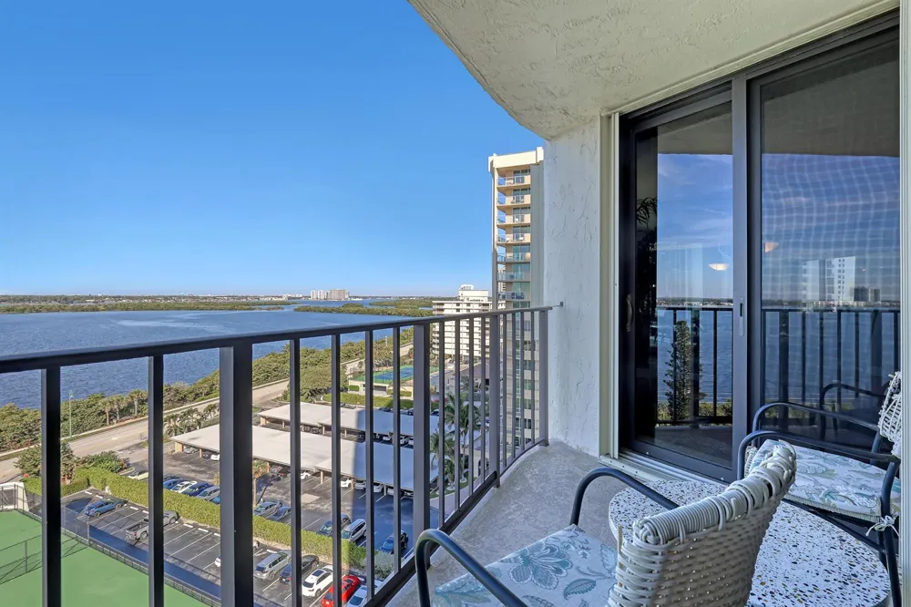 5420 Ocean Drive #1106 Singer Island, FL 33404