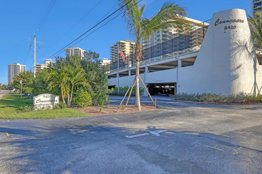 5420 Ocean Drive #1106 Singer Island, FL 33404