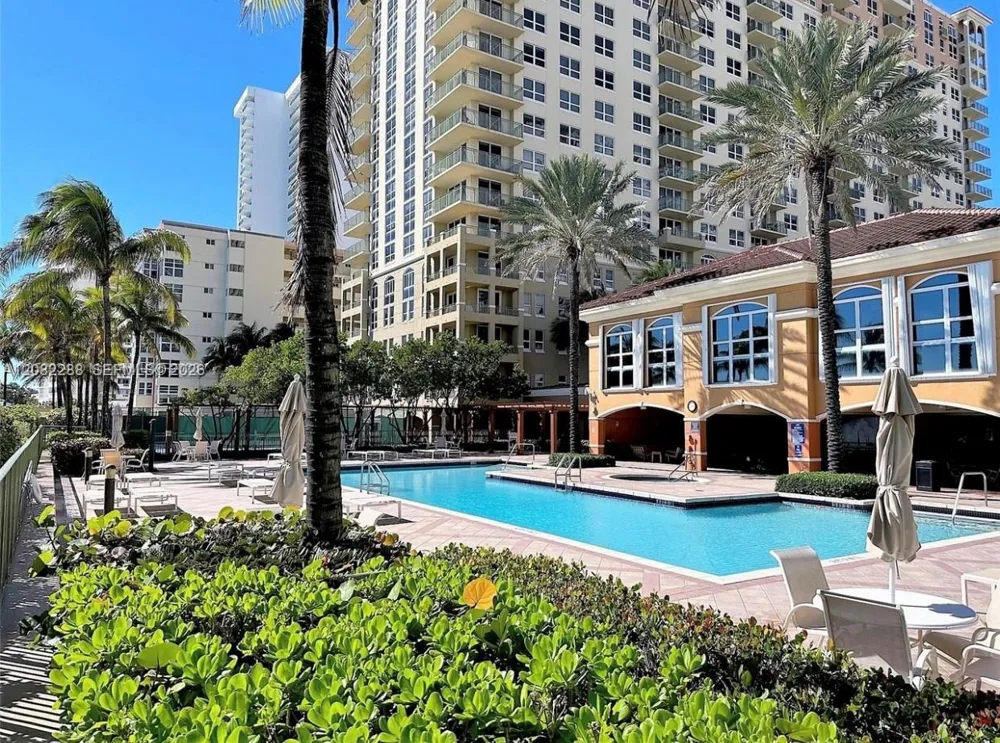 2080 S Ocean Dr #401 Hallandale Beach, FL 33009