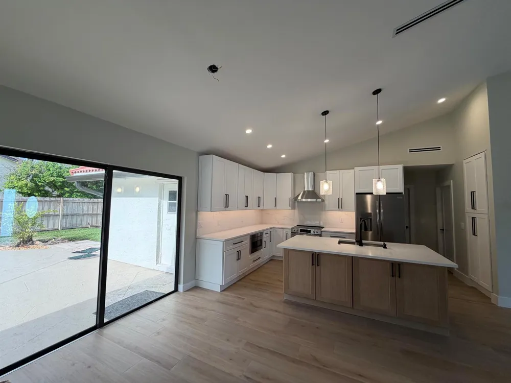 199 SW 15th Court Boca Raton, FL 33486